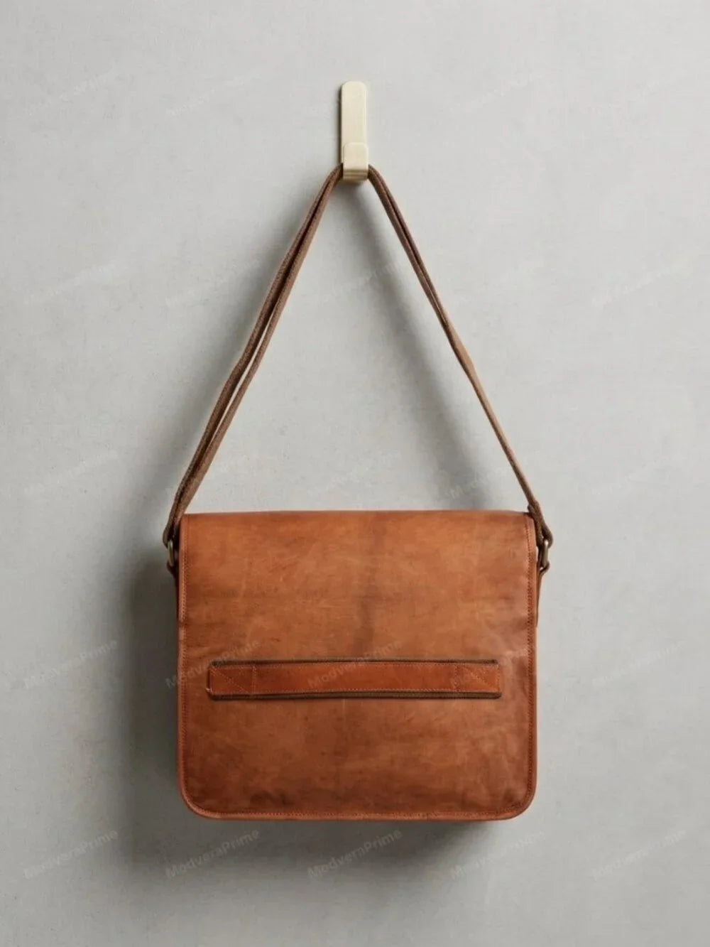 Berliner Ghent Leather Crossbody Messenger Bag Fits Laptops